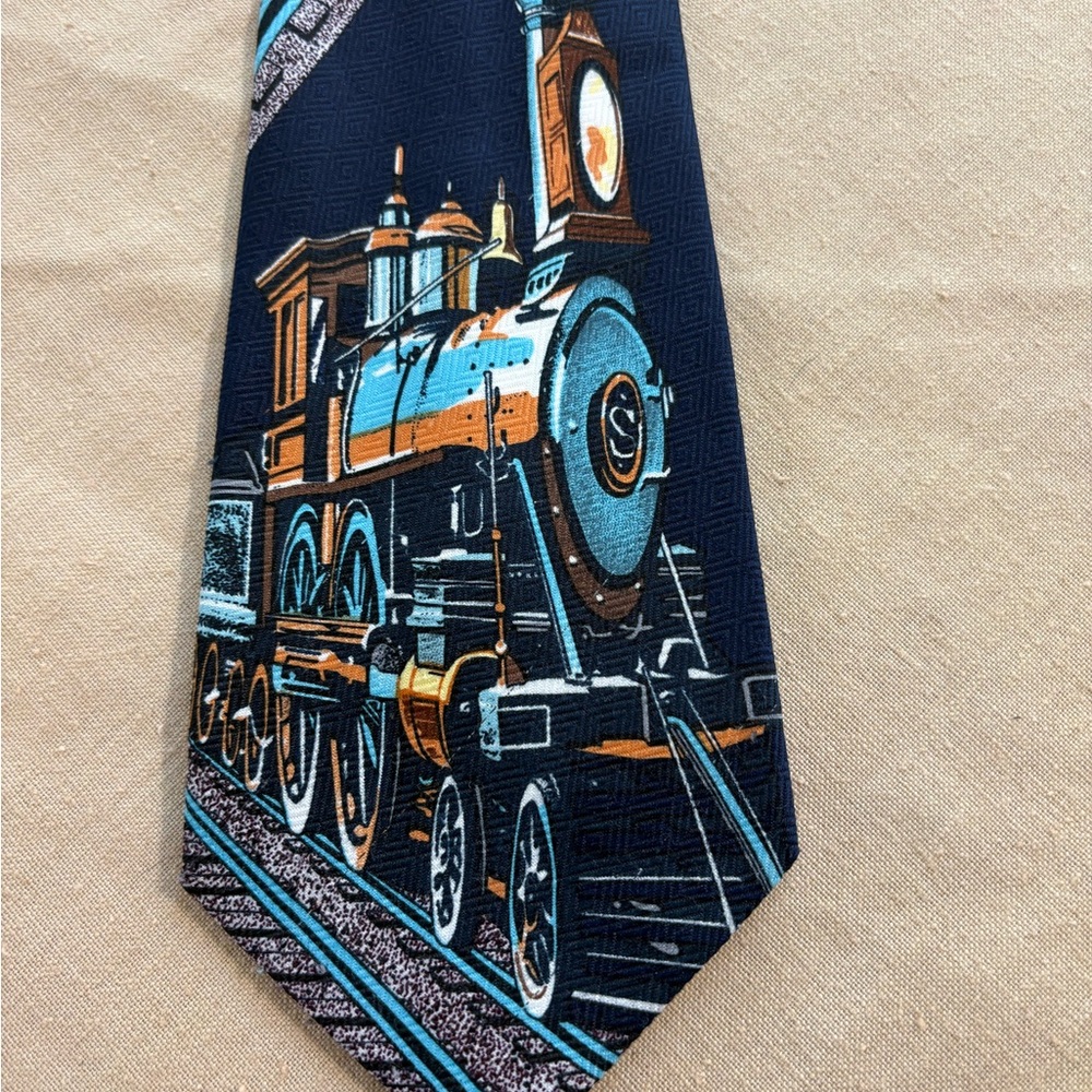 Vintage Train Design Tie